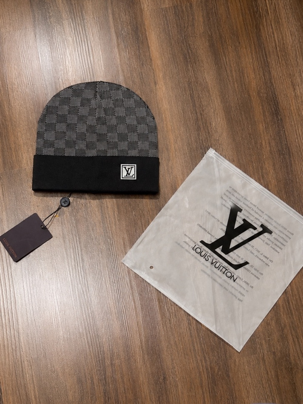 Black Louis vuttion beanie